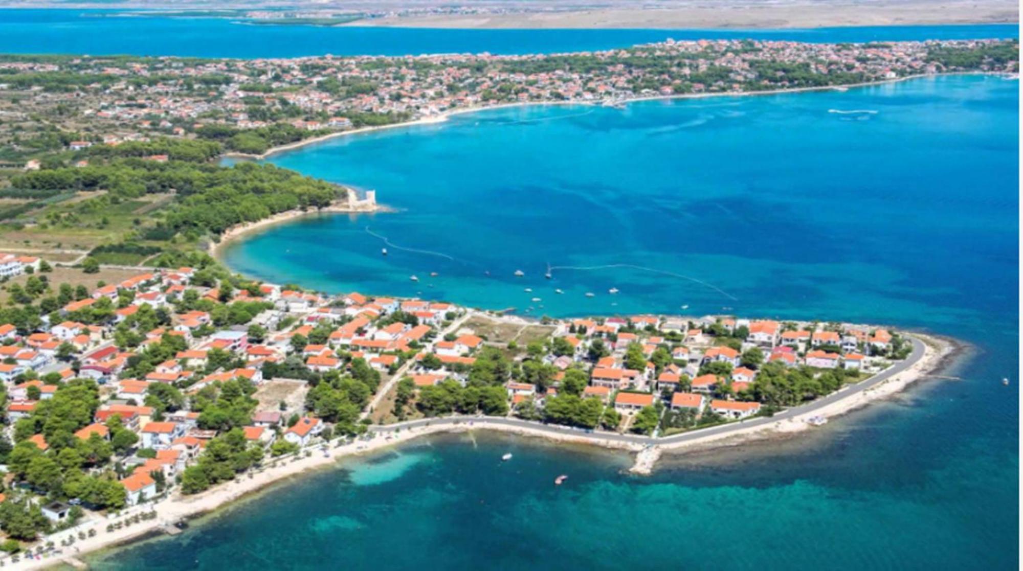 Apartmani Vjeko วีร์ ภายนอก รูปภาพ